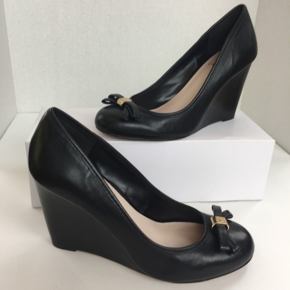 Vince Camuto black leather Morela wedge pump